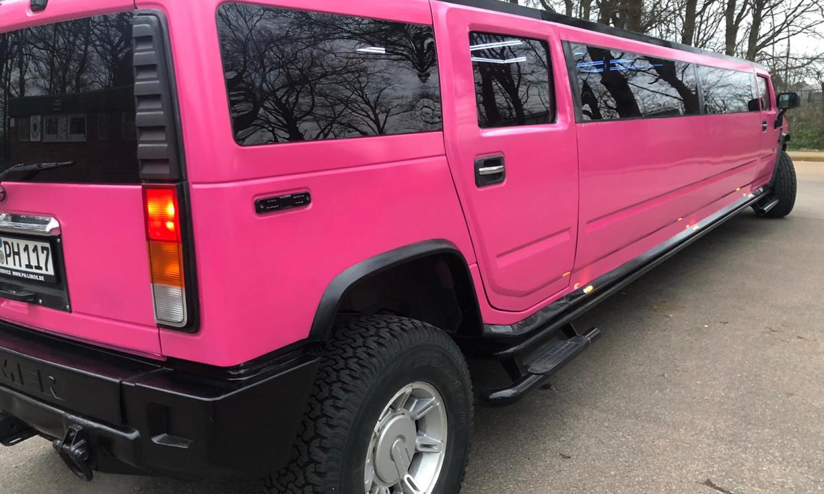 Essen Pretty in Pink Hummer Limousine