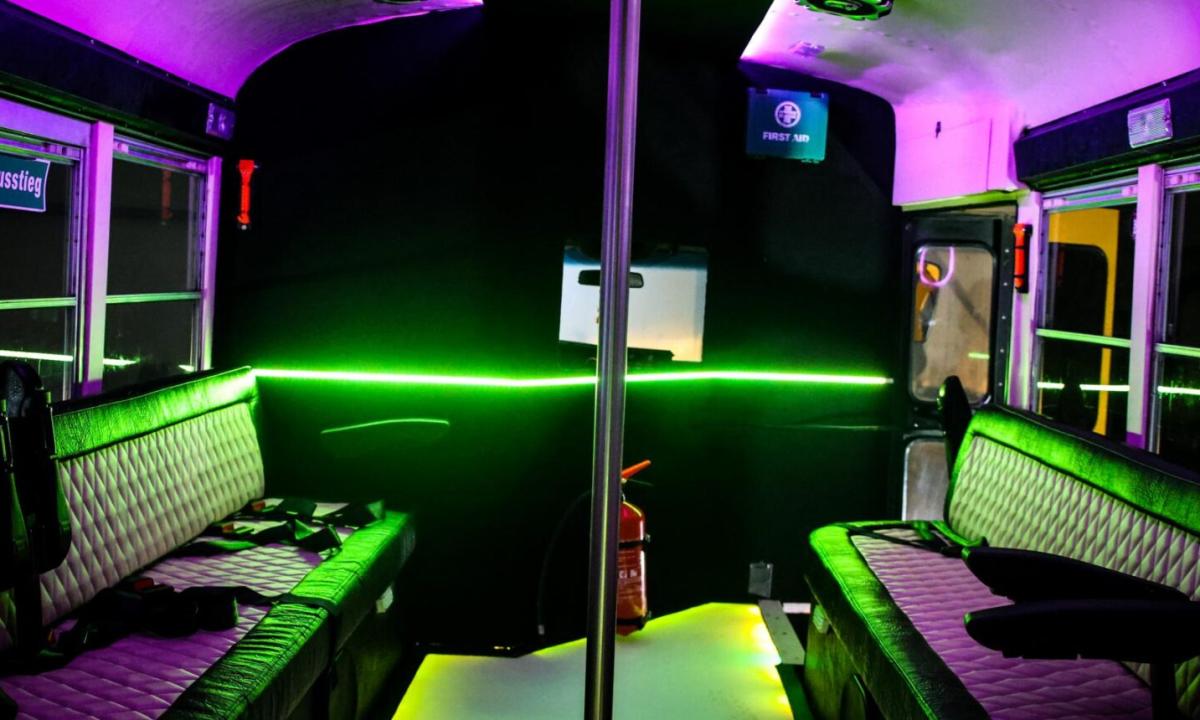 Bonn Highschool Partybus