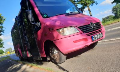 Mönchengladbach Pretty in Pink Partybus