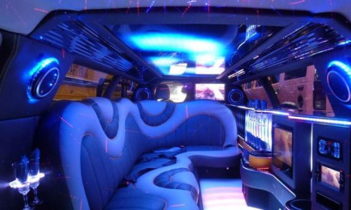 Stuttgart Dodge Charger Limousine
