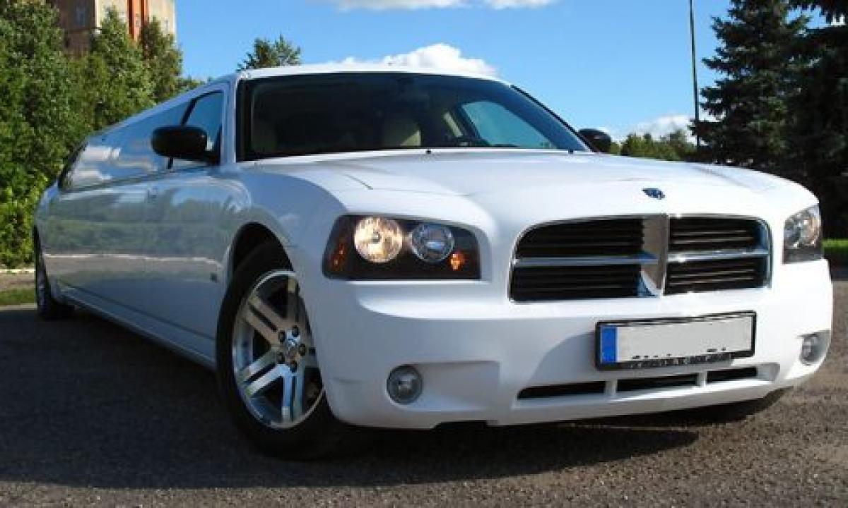 Stuttgart Dodge Charger Limousine