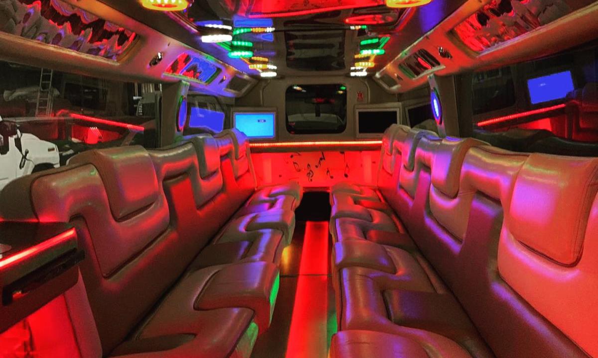 Dortmund Mercedes G-Klasse Stretchlimousine
